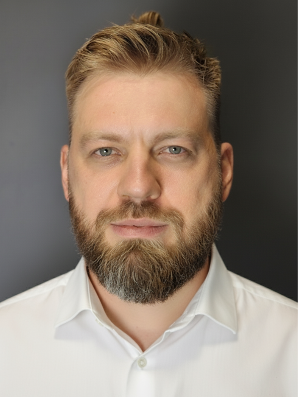 Алексей Зотов — Основатель EZA Group